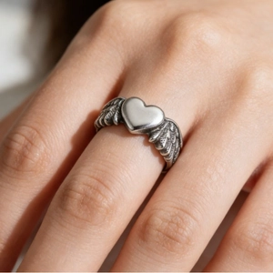 Vintage Heart Wings Stainless Steel Ring Punk Gothic Motorcycle Style 316 Stainless Steel Jewelry For Men Women