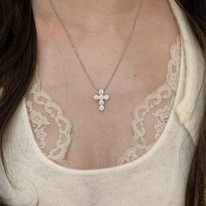 Minimalist Stainless Steel Zirconia Cross Pendant Necklace Silver Color Choker Necklace For Women Light Luxury Jewelry Gift