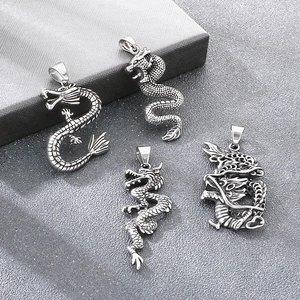 Vintage Titanium Staal Draak Hanger Ketting Voor Mannen Chinese Dierenriem Totem Gieten Antiek Zilveren Sieraden