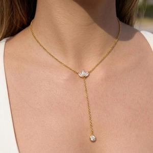 Élégant collier en Y plaqué or 18K avec feuilles en zircon et pendentif rond