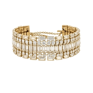 Lussuosa collana choker traforata dorata con cristalli trasparenti baguette e tondi.