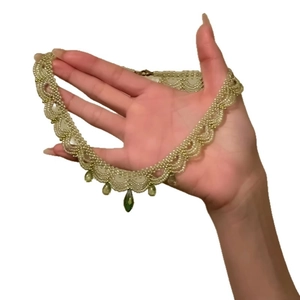 Green glass beaded lace choker necklace for women's summer vacation style