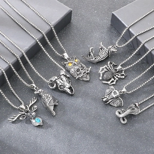 Exaggerated Gothic Animal Pendant For Men Titanium Steel Skull Spider Cobra Crow Deer Elephant Dinosaur Hip Hop Punk Jewelry