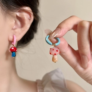 Pendientes de Aro Asimétricos de Seta en Esmalte Con Poste de Plata Pendientes de Seta de Vidrio para Mujer