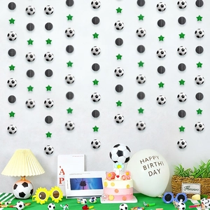 Décorations de fête de football avec ballons et étoiles vertes pour événements