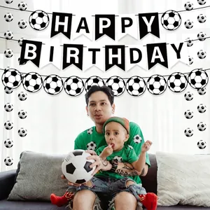 Bannière Happy Birthday football et guirlandes de ballons pour décoration de fête