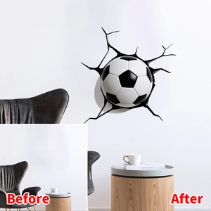 Détail de l'effet décoratif avant et après d'un autocollant mural 3D motif football