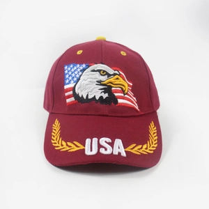 Casquette bordeaux avec broderie aigle drapeau américain et détail USA sur visière
