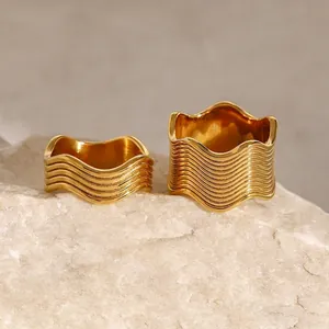 Modern Stainless Steel Wave Ring For Women European American Gold Plated High Polished Water Ripple Finger Ring Fashion Jewelry