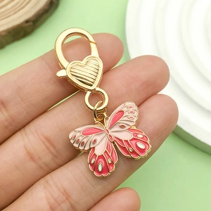 Enamel Butterfly Keychain Alloy Floral Bag Pendant For Mother's Day Gift Women Heart Artificial Pearl Charm Key Ring Accessory