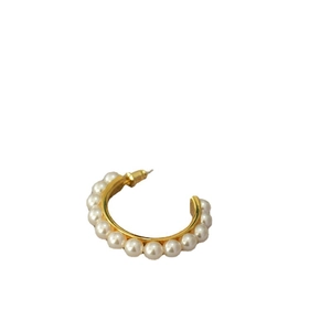 Elegant C-shaped brass earrings with gold plating and multiple white pearls