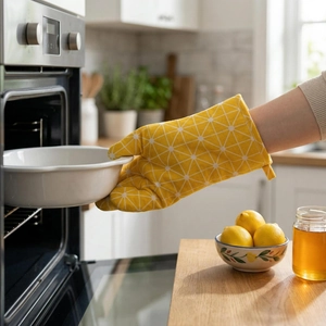 Nordic heat resistant oven mitt with yellow geometric grid pattern for kitchen baking