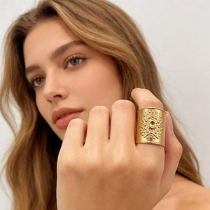 Vintage 18K gold plated wide band ring with embossed starburst design for men and women