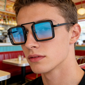 Lunettes steampunk avec monture en métal et verres dégradés bleu-orange