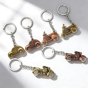 Vintage Metal Vehicle Keychain Alloy Antique Bronze Beetle Car Scooter Motorcycle Keyring For Men Women Car Decoration Gift