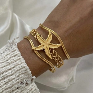 Starfish Wide Cuff Bracelet Gold Plated Stainless Steel Hollow Out Mesh Statement Bangle For Women Resort Style