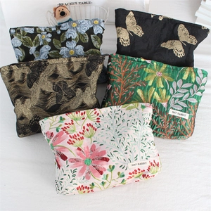 Vintage Relief Jacquard Cosmetic Bag Large Capacity Canvas Makeup Pouch Butterfly Flower Pattern Women Travel Storage Clutch