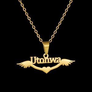 Personalisierte Goldene Edelstahl Namenskette mit Utonwa Anhänger, Engelsflügeln und Herz