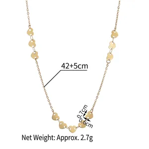 Collier minimaliste en acier inoxydable plaqué or 14K avec plusieurs pendentifs cœurs