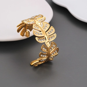 Open Bangle Bracelet 18K Gold Plated Stainless Steel Leaf Design Inlaid Rhinestone Fashion Niche Style Women Jewelry