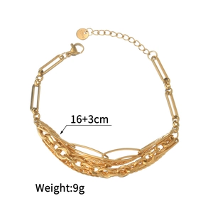 Detail of layered gold stainless steel bracelet with 16+3cm length and 9g weight