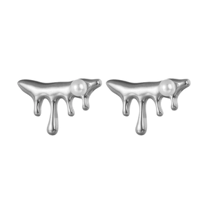 Modern silver irregular lava drop earrings with baroque pearls for a minimalist fashion look