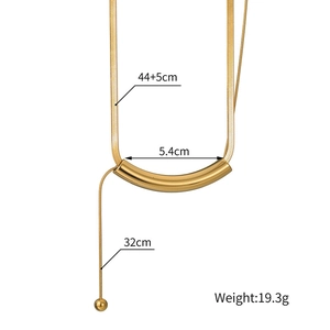 Collana a catena serpente dorata in acciaio inossidabile con pendente curvo e catena regolabile