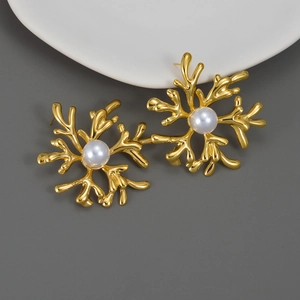 Elegant Snowflake Stud Earrings Stainless Steel With White Faux Artificial Pearl Chic Gold Plated Branch Statement Jewelry For Women