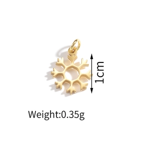 Detailed view of a golden snowflake pendant with 1cm size and 0.35g weight specifications