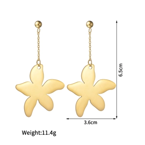 Elegant gold flower drop earrings for women with detailed size and weight measurements