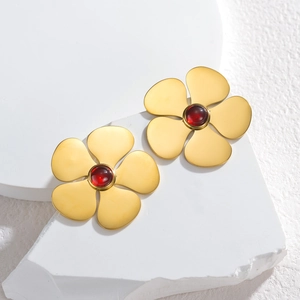 Boucles d'oreilles fleurs vintage plaquées or 18 carats avec pierres rouges
