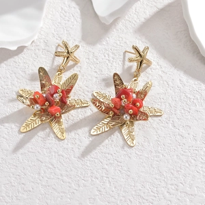 Boucles d'oreilles vintage étoile de mer avec fleurs, pierres rouges et perles