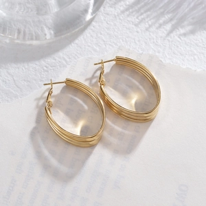 Boucles d'oreilles créoles ovales à trois couches en acier inoxydable doré 18K