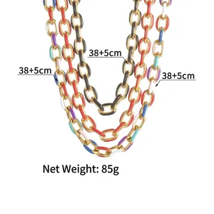 Ensemble de trois colliers superposés en acier inoxydable doré avec émail coloré