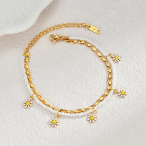 Bracelet double rang en acier titane avec fleurs marguerites et perles blanches