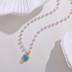 Collier Pendentif Cœur Avec Acier Inoxydable Turquoise Synthétique Et Chaîne De Künstliche Perles Artificielles Doré Bijoux Élégants Pour Femmes