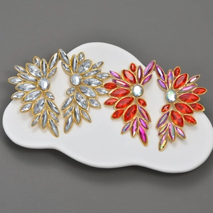 Boucles D'oreilles Fleurs En Acier Inoxydable Strass Exagéré Coloré Forme D'aile Bijoux De Fête Pour Femmes