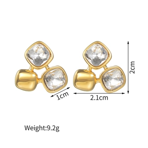 Detailed size chart of gold square zircon earrings with dimensions and weight info
