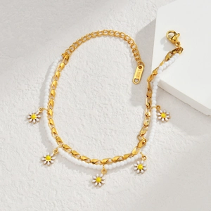 Bracelet double couche marguerite avec perles blanches et chaîne en acier doré