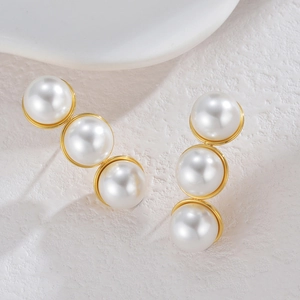Boucles d'oreilles vintage françaises dorées 18 carats avec trois perles verticales