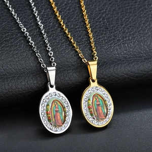 Collier Pendentif Notre-Dame De Guadalupe Acier Inoxydable Ovale Bijoux Religieux Pour Femmes Avec Strass