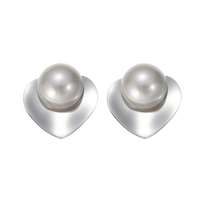 Minimalist 18k gold heart-shaped stud earrings with round grey pearls for women
