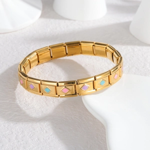 Bracelet italien vintage avec maillons plaqués or 18 carats et émail diamanté coloré