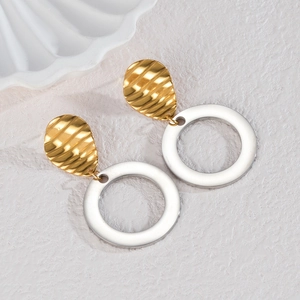 Minimalist two-tone water ripple teardrop hoop earrings in gold and silver finish