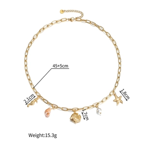 Tableau de tailles détaillé du collier doré avec pendentifs marins et étoile de mer