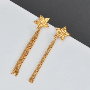 Boucles D'oreilles Étoiles À Glands Martelées En Acier Inoxydable Plaqué Or 18K Chaîne Pendante Élégant Bijoux Pour Femmes