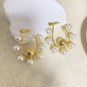 French Retro Geometric U-Shaped Copper Earrings With Imitation Artificial Pearls 18K Gold Plated For Women