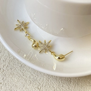 Elegant gold octagram stud earrings with sparkling zircon stars and smooth teardrop pendants