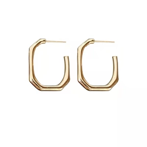 Minimalist geometric octagonal hoop earrings in polished gold-plated metal for women