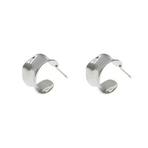 Minimalist silver irregular C-shape polished hoop earrings in twisted ribbon design